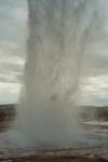 Strokkur beim Ausbruch