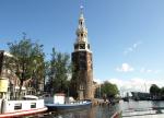 Turm mit Gracht