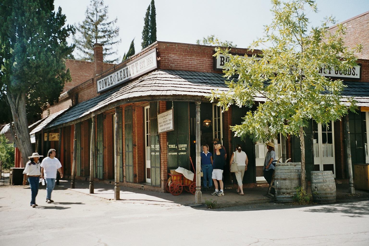 06__General Store