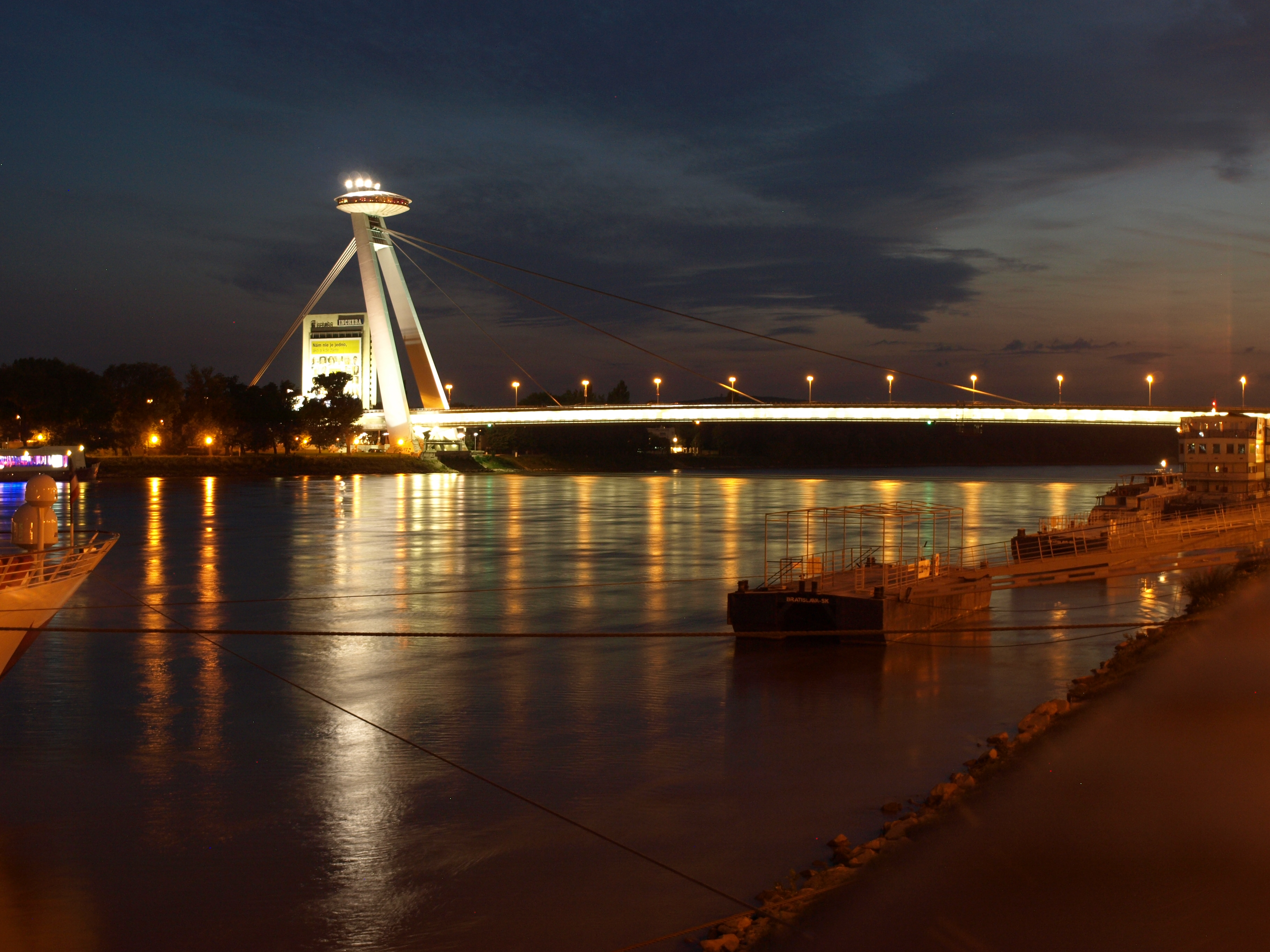 Die neue Brücke