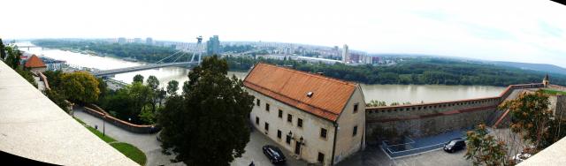 Donau bei Bratislava von der Festung aus