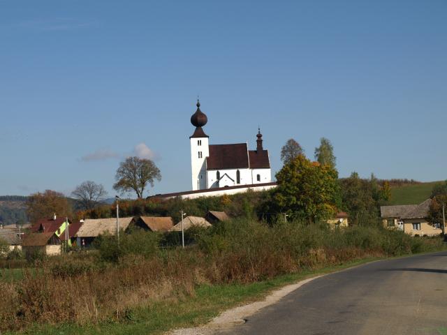 Blick auf Žehra mit Heilig-Geist-Kirche