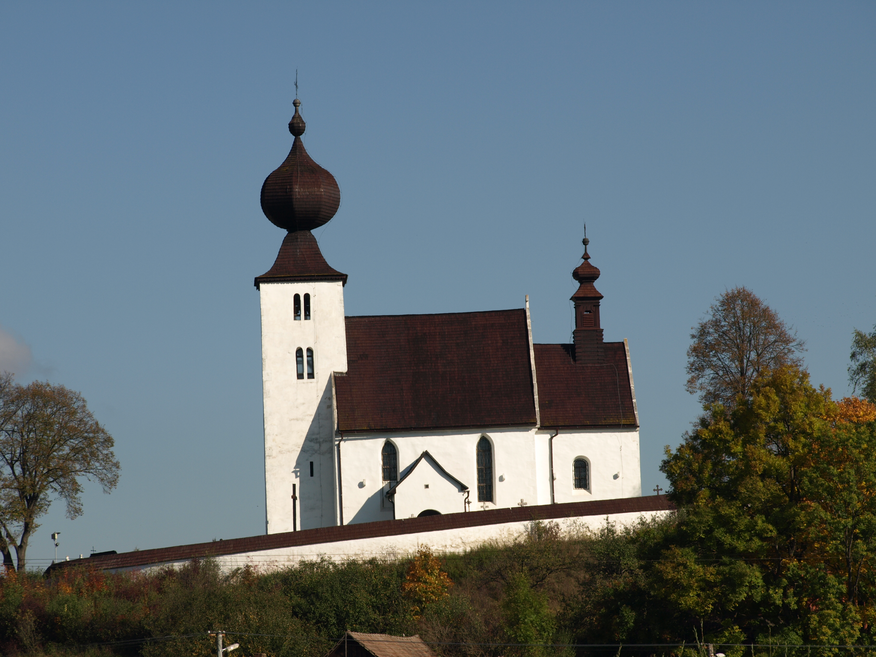 Die heilig Geist Kirche von Zehra gehört wegen ihren Wandmalereien zum UNESCO-Welterbe