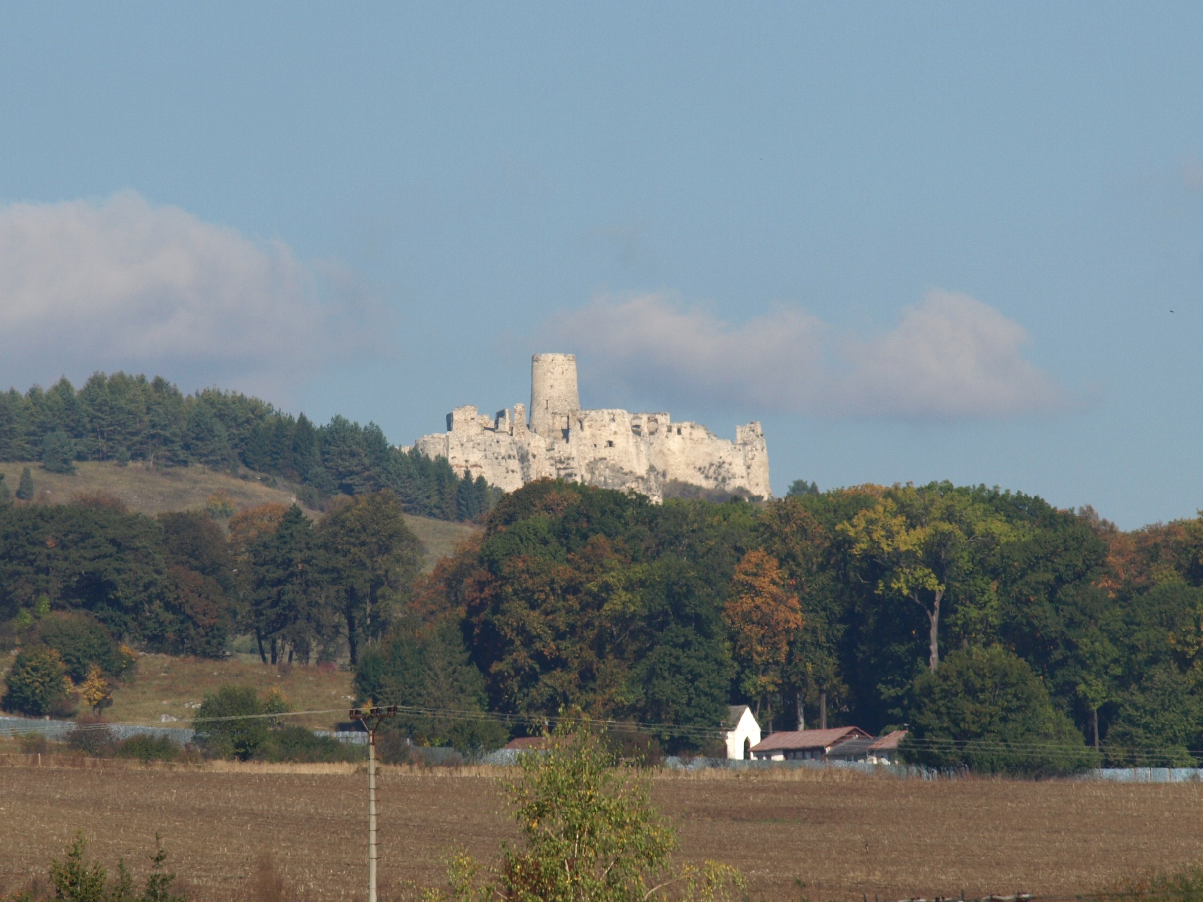 Ein letzter Blick zurück zur Zipser Burg von Zehra aus