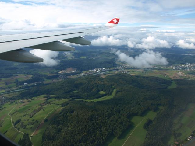 gleich überfliegen wir den Rhein