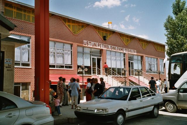 Restaurant bei einer Tankstelle