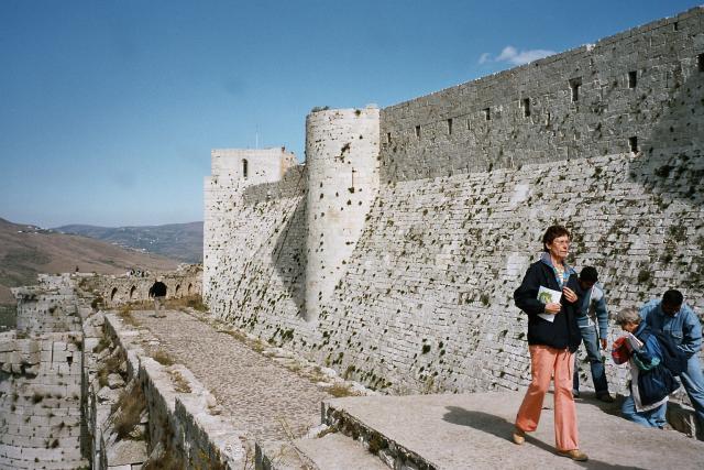 Auf der Aussenmauer des Krak des Chevaliers