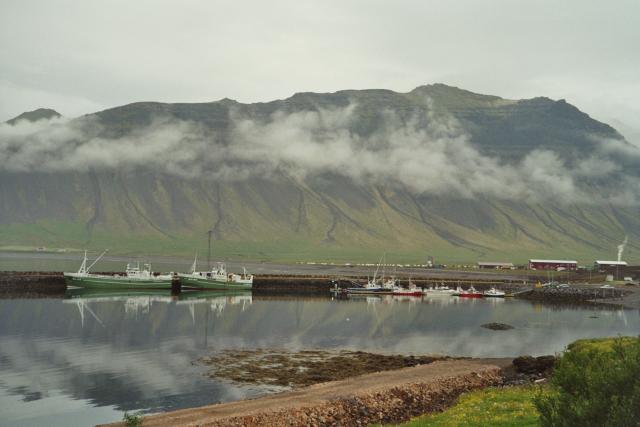 Fischerboote im Hafen von Grunarfiordur 